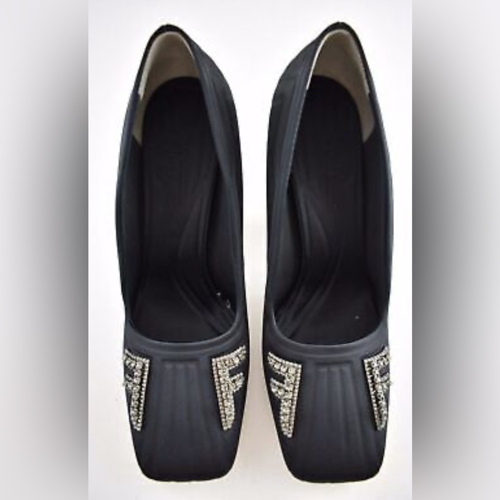 Fendi 38.5 embellished heels